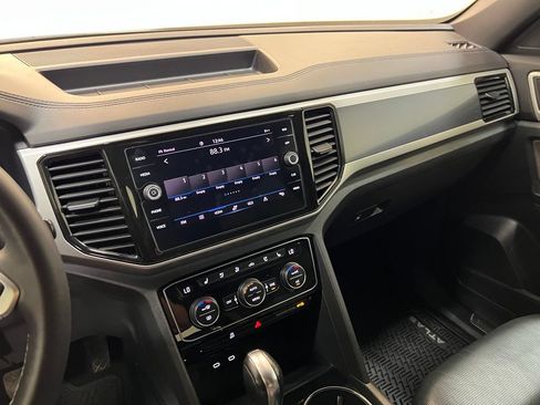 Used 2021 Volkswagen Atlas Cross Sport SEL Premium AWD/4WD image 24