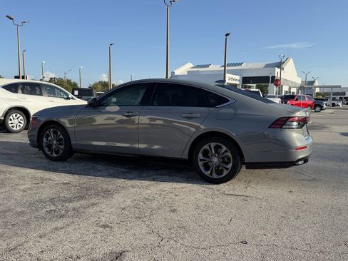 Used 2025 Honda Accord EX-L image 6
