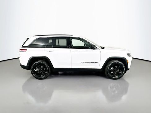 New 2026 Jeep Grand Cherokee Limited w/ Limited Altitude Package image 8
