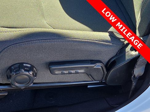 Used 2024 Jeep Gladiator Sport image 14