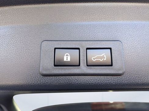 Used 2024 Subaru Ascent Premium w/ Convenience Package AWD/4WD image 13