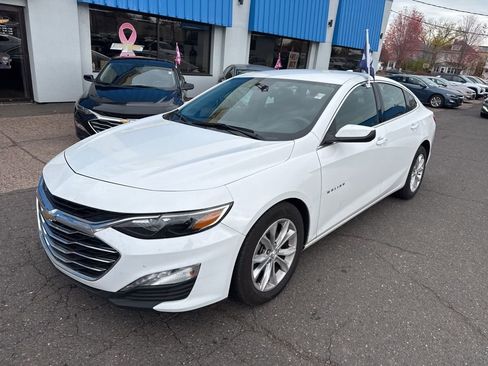Certified 2024 Chevrolet Malibu LT image 2