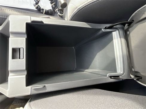 Used 2025 Subaru Crosstrek 2.0i Premium image 20