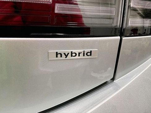 Used 2025 Hyundai Sonata Limited image 8