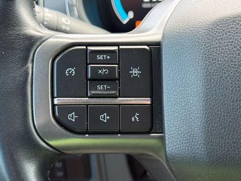 Used 2021 Ford F150 Lariat w/ Equipment Group 501A Mid image 23