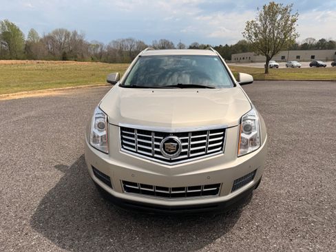 Used 2014 Cadillac SRX Luxury w/ Driver Awareness Package image 6