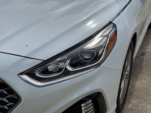 Used 2019 Hyundai Sonata Limited w/ Ultimate Package 04 image 9
