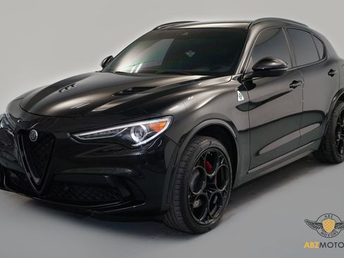Used 2023 Alfa Romeo Stelvio Quadrifoglio w/ Active Assist Plus Package image 3