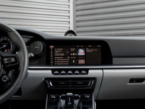 Used 2021 Porsche 911 Turbo S image 21