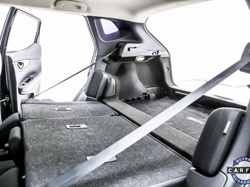 Used 2021 Nissan Rogue Sport S image 38