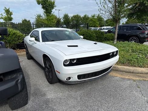 Used 2020 Dodge Challenger SXT w/ Blacktop Package RWD image 2