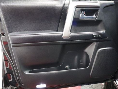 Used 2019 Toyota 4Runner Limited AWD/4WD image 28