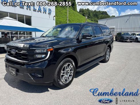Used 2025 Ford Expedition Max Active AWD/4WD image 1