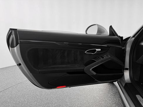 Used 2016 Porsche 911 GT3 image 13