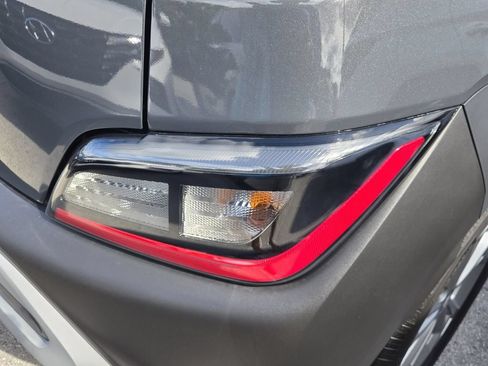Used 2023 Hyundai Kona SEL w/ Convenience Package FWD image 8