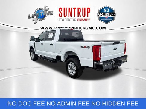 Used 2025 Ford F250 XLT AWD/4WD image 3