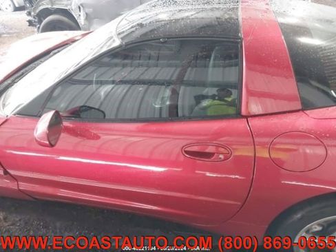 Used 2001 Chevrolet Corvette Coupe w/ Preferred Equipment Group2 image 8