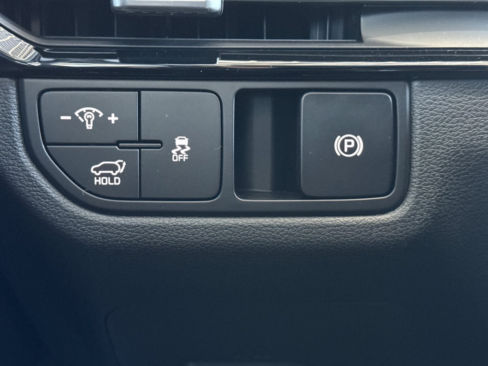 New 2026 Kia Sportage SX FWD image 31
