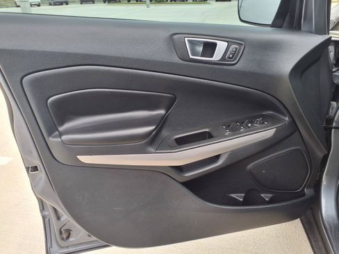 Used 2021 Ford EcoSport Titanium FWD image 24