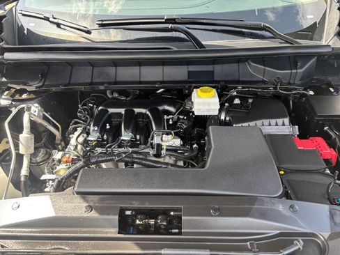 Used 2026 Nissan Pathfinder SV FWD image 35