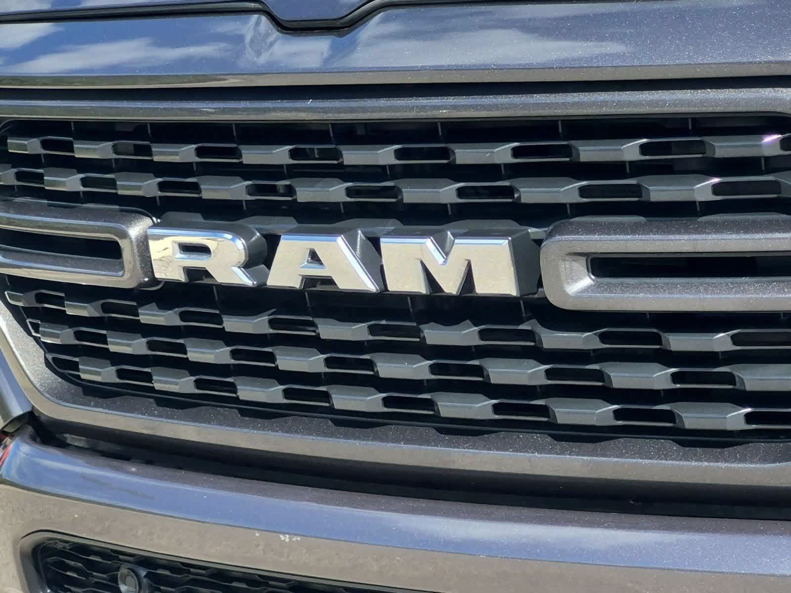 Used 2022 RAM 1500 Big Horn AWD/4WD image 12