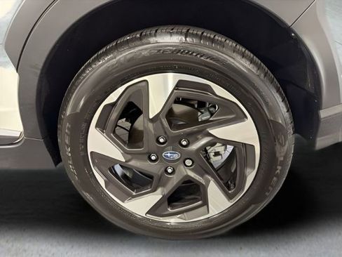 Used 2025 Subaru Crosstrek 2.5i Limited image 38