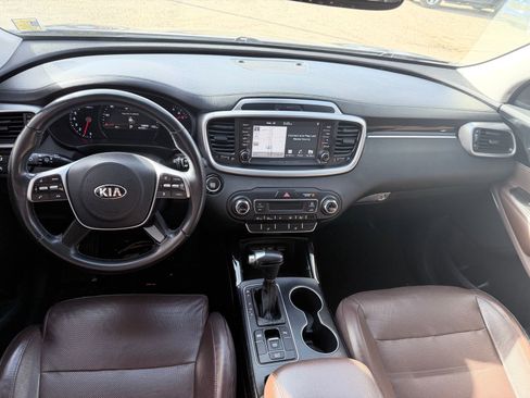 Used 2019 Kia Sorento SX FWD image 18