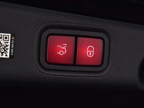 Certified 2023 Mercedes-Benz E 350 4MATIC Sedan image 36