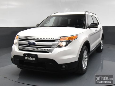 Used 2011 Ford Explorer XLT w/ 202A Rapid Spec Order Code image 44