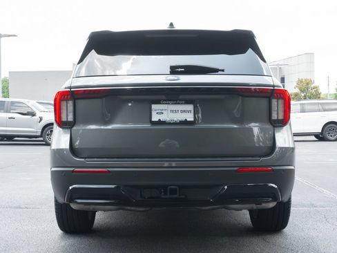 Used 2025 Ford Explorer ST-Line w/ Premium Package RWD image 10
