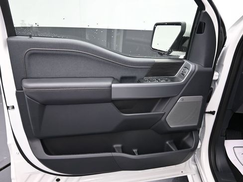 New 2025 Ford F150 Lariat w/ Equipment Group 502A High image 12