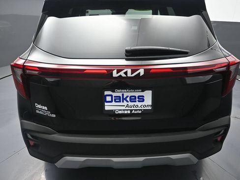 Certified 2026 Kia Seltos LX FWD image 30