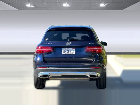 Used 2019 Mercedes-Benz GLC 300 4MATIC image 9