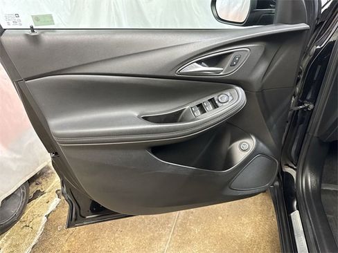 Certified 2022 Buick Encore GX Select image 21