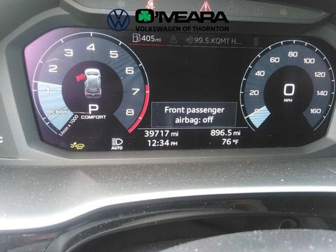 Used 2025 Audi Q3 2.0T Premium AWD/4WD image 2