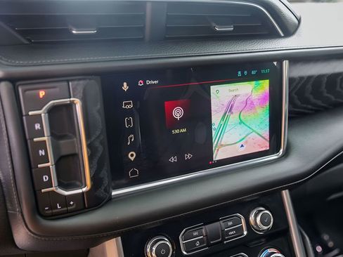 Used 2023 GMC Yukon Denali AWD/4WD image 19