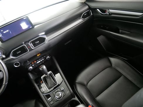 Used 2024 MAZDA CX-5 AWD 2.5 S w/ Select Package image 11