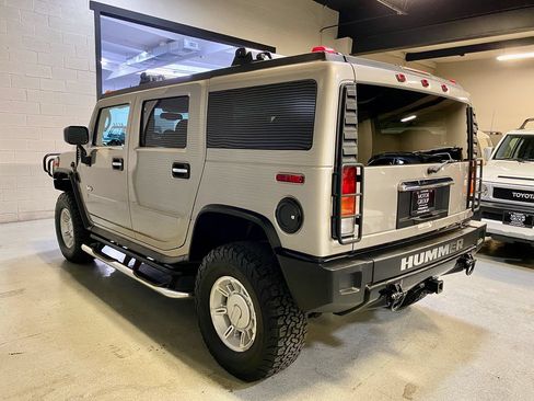 Used 2004 HUMMER H2 w/ Preferred Equipment Group AWD/4WD image 4