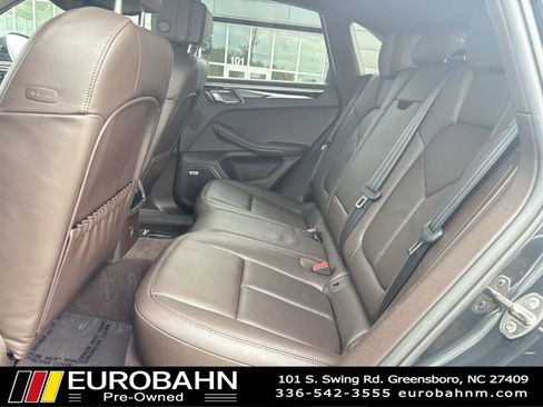 Used 2021 Porsche Macan S AWD/4WD image 11