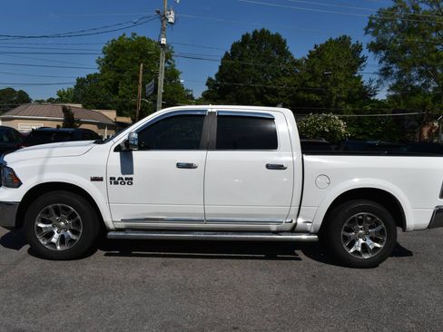 Used 2018 RAM 1500 Limited RWD image 3