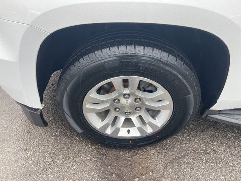 Used 2016 Chevrolet Tahoe LT w/ Luxury Package image 9