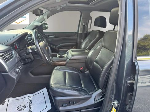 Used 2020 Chevrolet Suburban LT AWD/4WD image 11