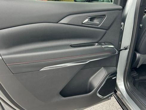 Certified 2024 Chevrolet Traverse RS w/ LPO, Floor Liner Package image 35