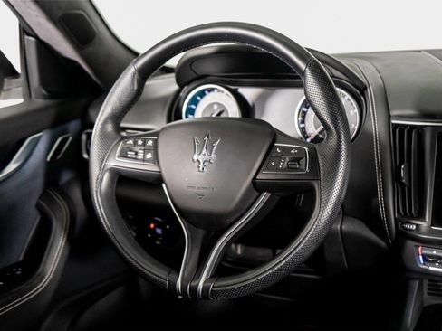 Used 2023 Maserati Levante GT AWD/4WD image 49