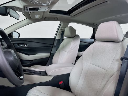 Used 2026 Honda Accord SE image 8