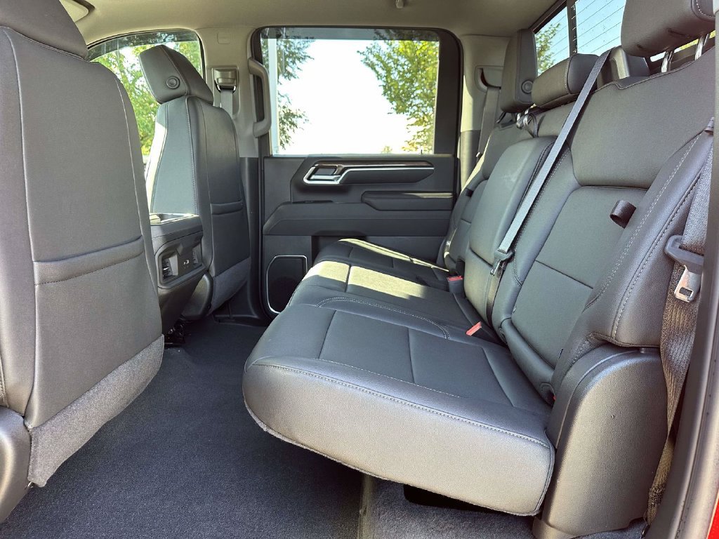 Used 2026 Chevrolet Silverado 2500 LT w/ Trail Boss Package AWD/4WD image 15