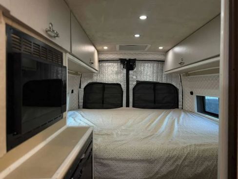 Used 2023 Ford Transit 250 148 High Roof Extended AWD image 48