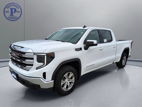 Used 2023 GMC Sierra 1500 SLE AWD/4WD image 3