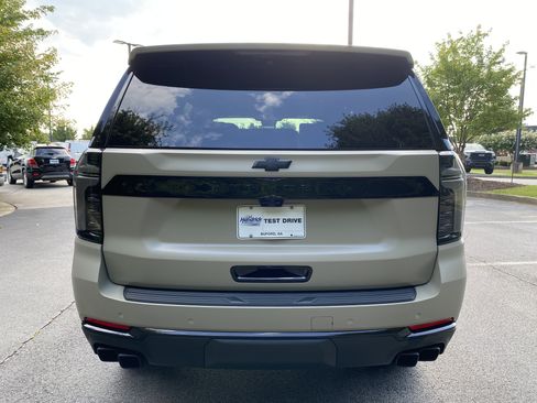New 2026 Chevrolet Tahoe High Country AWD/4WD image 8
