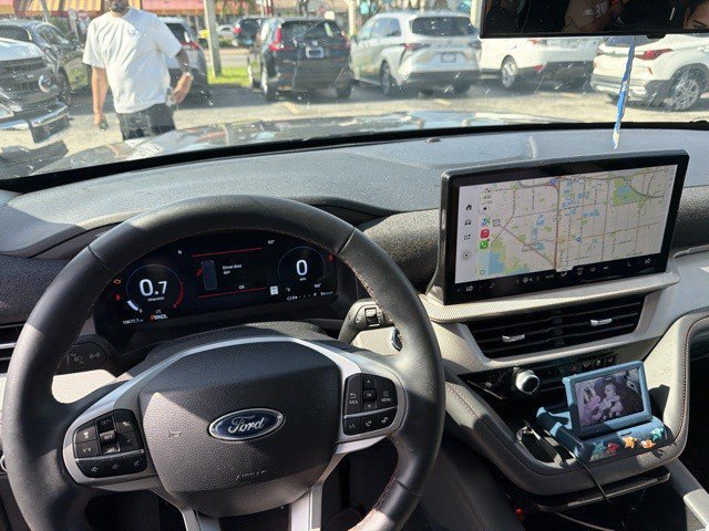Certified 2025 Ford Explorer Active RWD image 12